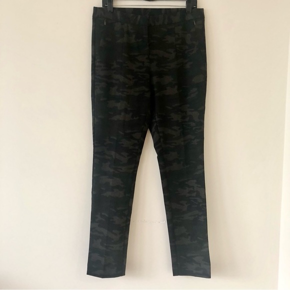 Soft Surroundings Willow Camo Pants Size 8 - Picture 3 of 9